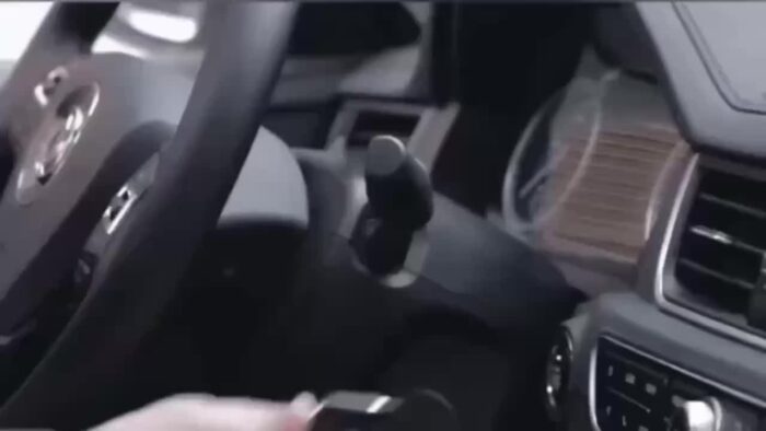 L-Shaped Universal Air Vent Metal Car Phone Mount, Aluminum Alloy, Magnetic, Rust Resistant, with Air Conditioner Outlet Mounting Type for Car
