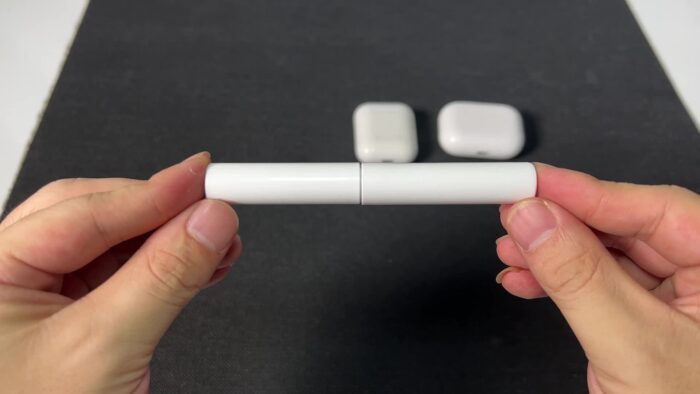 f4ececb1202e6d5354c4ef76d63c5fefb24402ba.goods_.000001.jpeg Earbuds Cleaning Brush for Air-pods, Air-pods Pro 1 2, Portable 3in 1 Wireless Earphone Case Cleaning Tools Kit Cleaning Brush